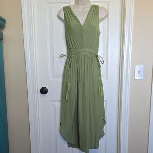 Tahari Light Green Dress